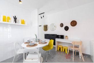 19 2013 245 Korcula villa first row for sale