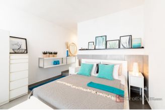 19 2013 245 Korcula villa first row for sale