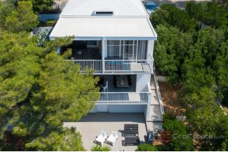 19 2013 245 Korcula villa first row for sale