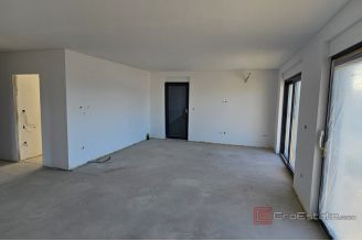 005 5439 30 Trogir Two storey house with a sea view for sale