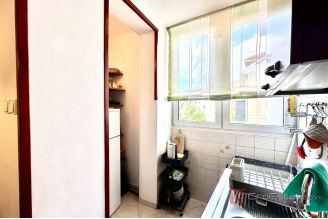 006 2049 76 Split Manus One bedroom apartment near the center for sale