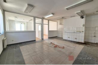 009 2016 681 split multipurpose office space on university campus for rent