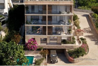 013 2035 303 Ciovo Luxurious three bedroom apartment for sale