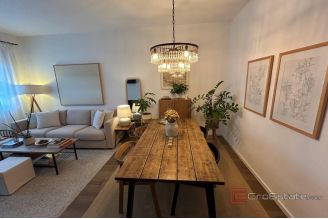 014 2035 305 Split Lovret Renovated two bedroom apartment for sale
