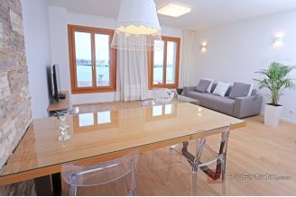 008 2049 78 Split Center Two bedroom apartment in the center for rent