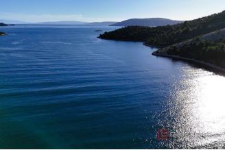 005 2047 110 Marina Building plot with a permit second row to the sea for sale