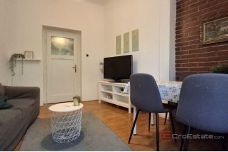 009 2031 219 Split Apartment with parking in Bacvice for sale