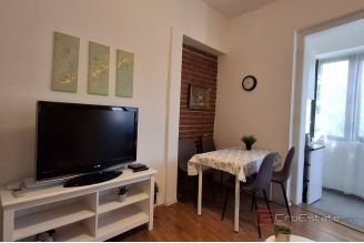 009 2031 219 Split Apartment with parking in Bacvice for sale