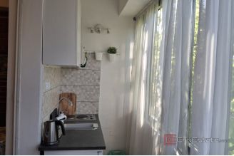 009 2031 219 Split Apartment with parking in Bacvice for sale