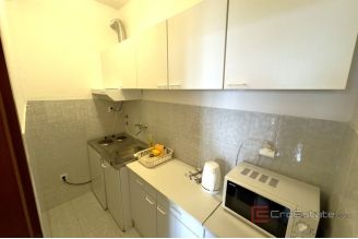 012 2048 51 Omis Apartment house in the first row to the sea for sale