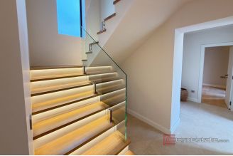 019 2021 422 zadar villa first row to the sea for sale