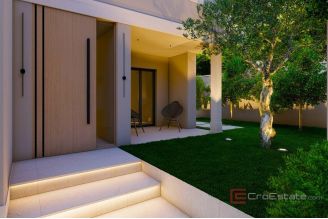 019 2021 422 zadar villa first row to the sea for sale