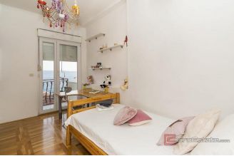 010 2049 81 Omis Two apartment units with a sea view for sale