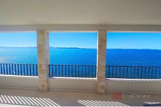 020 2021 423 zadar mediterranean villa first row to the sea for sale