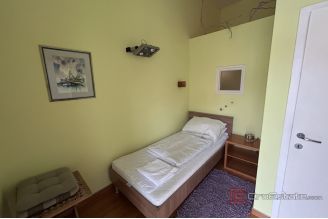 013 2035 308 Split Center Furnished two bedroom apartment for sale