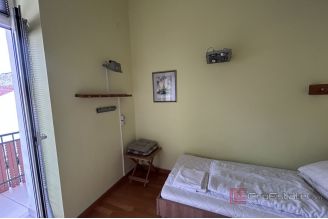 013 2035 308 Split Center Furnished two bedroom apartment for sale