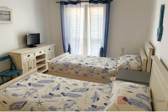 015 2051 48 island hvar mediterranean house with pool for sale