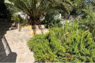 015 2051 48 island hvar mediterranean house with pool for sale