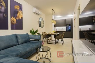 001 2046 120 Split city modernly decorated apartment in an attractive location for sale