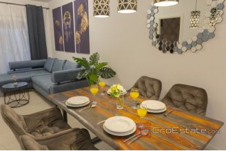 008 2046 120 Split city modernly decorated apartment in an attractive location for sale