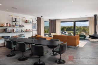 020 2053 27 Pazin Luxury villa with pool and tennis court for sale