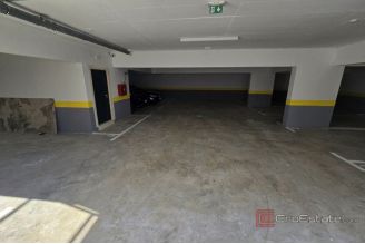 013 2031 220 trogir penthouse with open sea view for sale