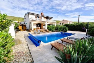 001 1021 38 Krk House with a pool near the sea for sale