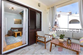 013 1021 39 Krk Duplex apartment with sea view for sale