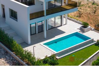 020 2043 194 pakostane mediterranean villa with impressive view for sale