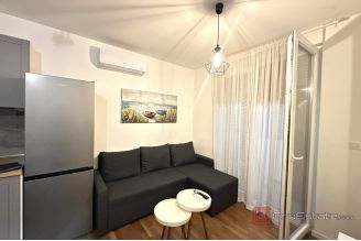 008 2049 82 Split Mejasi One bedroom apartment with garage for rent