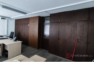 005 2026 115 Split Area Stobrec Office space for sale