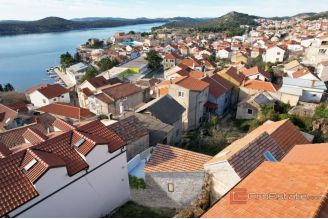 009 5357 30 Sibenik Stone House For Renovation With Project for sale