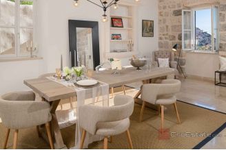 020 2046 126 Dubrovnik Luxury villa in the immediate vicinity of the old town for sale