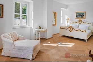 020 2046 126 Dubrovnik Luxury villa in the immediate vicinity of the old town for sale