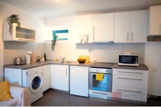 010 2051 52 Hvar Stone house in a picturesque location for sale