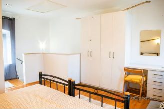 010 2051 52 Hvar Stone house in a picturesque location for sale