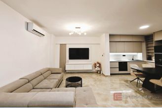 001 2051 53 Split Znjan Modern and fully renovated apartment for sale