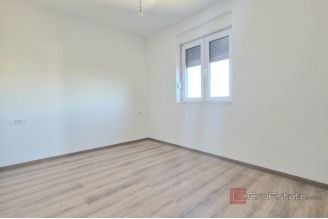 007 2049 115 Ciovo Two bedroom apartment in a new building for sale