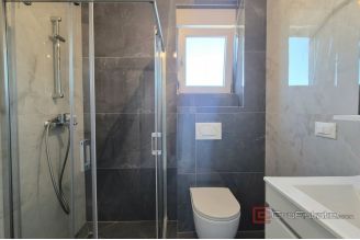 007 2049 115 Ciovo Two bedroom apartment in a new building for sale