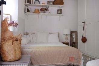 018 2052 97 Peljesac House with sea view for sale