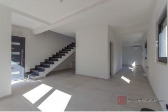 016 2013 251 island korcula duplex apartment with a sea view for sale