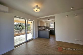 012 1030 03 Losinj House with a sea view for sale