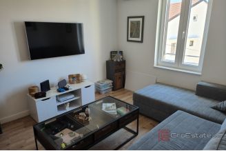 005 1030 04 Losinj Two storey apartment for sale