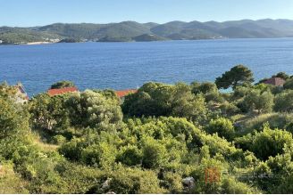 005 2052 98 peljesac building plot with sea view for sale
