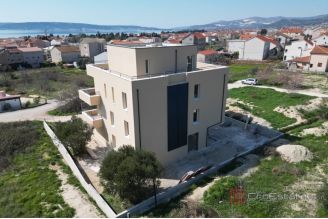 011 2031 223 Kastel Luksic Penthouse with open sea view sale