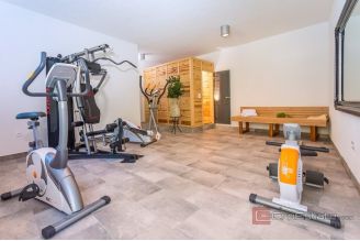 007 2049 83 Omis Villa with pool and an open sea view for sale