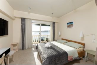 020 2031 224 trogir hotel first row to the sea for sale