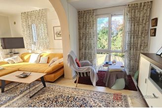 009 1014 49 Porec House with sea view for sale