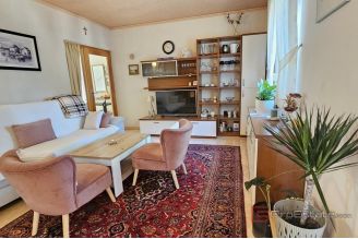 009 1014 49 Porec House with sea view for sale