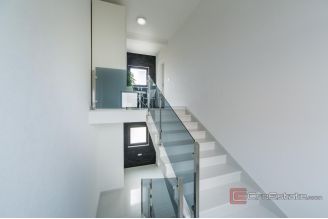 012 1021 41 Crikvenica Luxury penthouse with sea view near the beach for sale